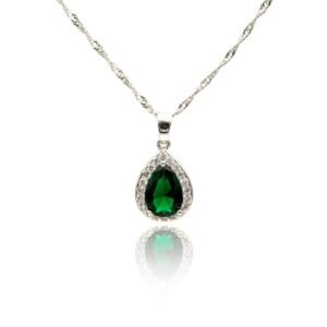 Luxury Emerald and Diamond Necklace